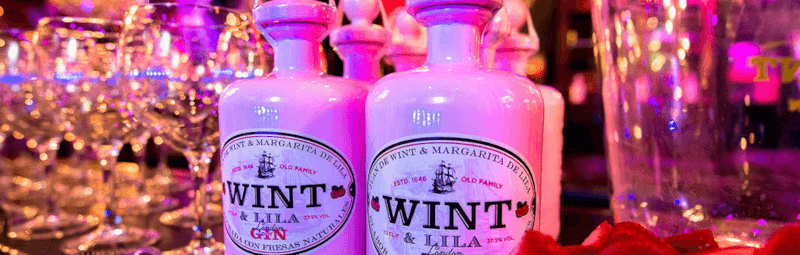 ... tai hieno cocktail, jossa on vahva mansikkaliemi