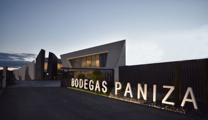 Bodegas Panizan moderni päärakennus Bodegas Panizan moderni päärakennus