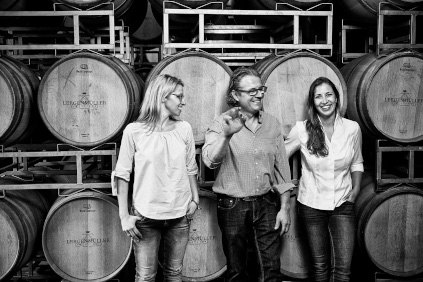 Lergenmüllerin perheen viinitila - Julia, Jürgen ja Victoria. Lergenmüllerin perheen viinitila - Julia, Jürgen ja Victoria.